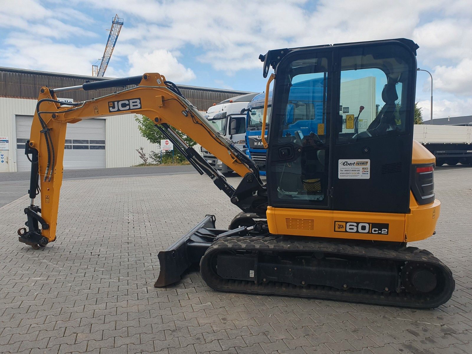 Fahrzeugabbildung JCB 60C - 2 / nur 316h! / 2022 / HS03 / Klima!
