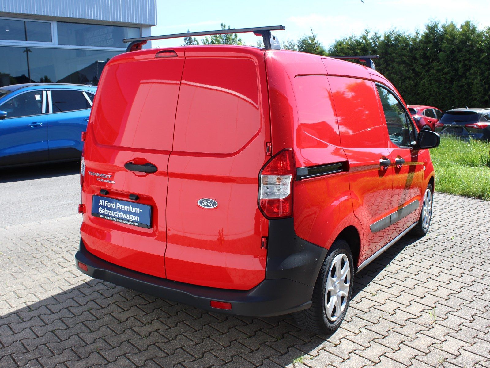 Fahrzeugabbildung Ford Transit Courier Trend 1,5 TDCi