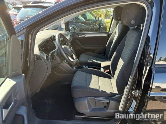 Fahrzeugabbildung Volkswagen Touran Comfortline 1.5 TSI DSG Kamera/PDC/Sitzh.
