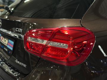 2014 Mercedes-BENZ GLA 缩略图 16