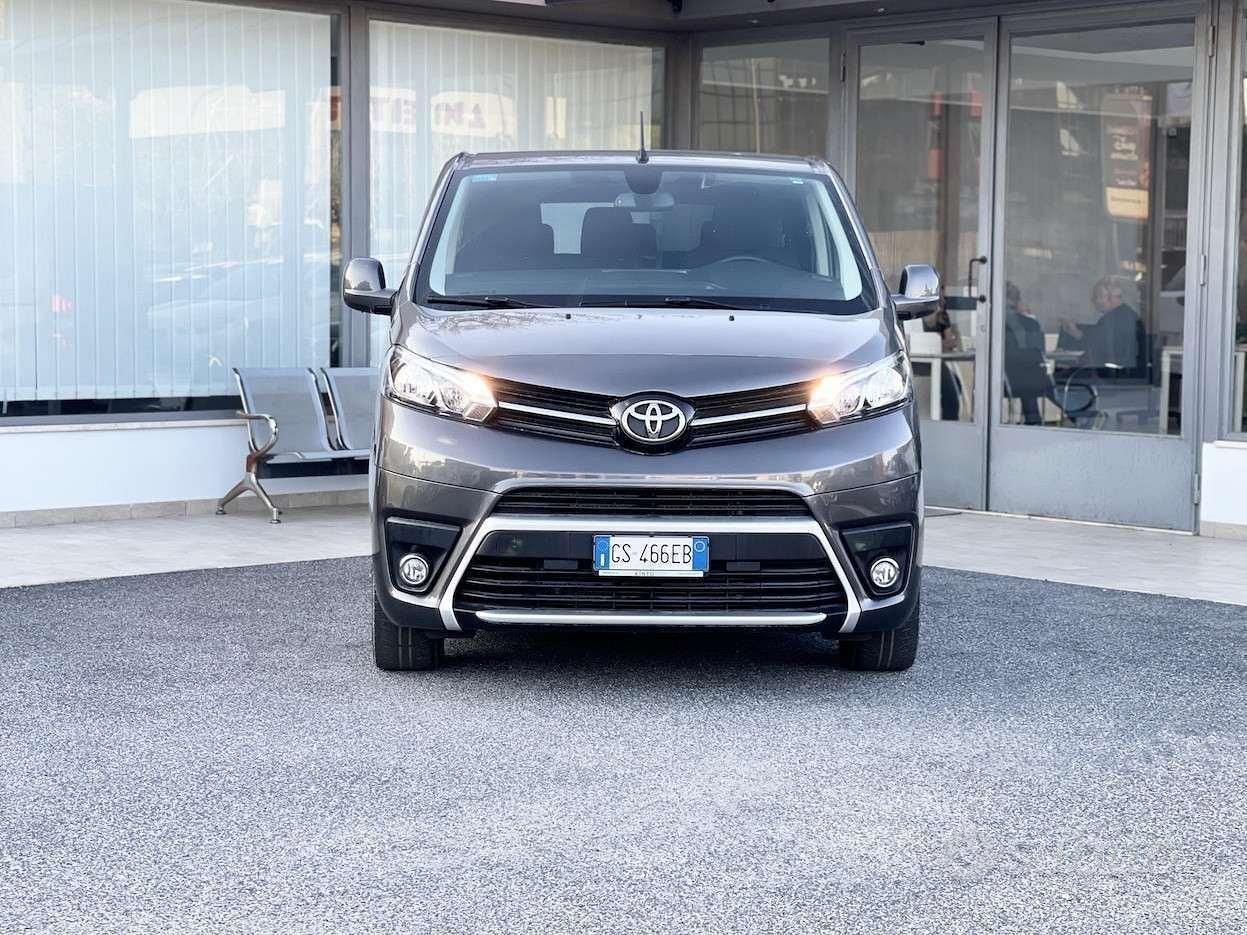 Toyota Proace Verso 2.0 Diesel 144CV E6 9 Posti  imagem 2
