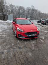 Ford Focus 2,3 EcoBoost ST Styling-Paket Turnier ... - Ford Focus: ST Styling Paket