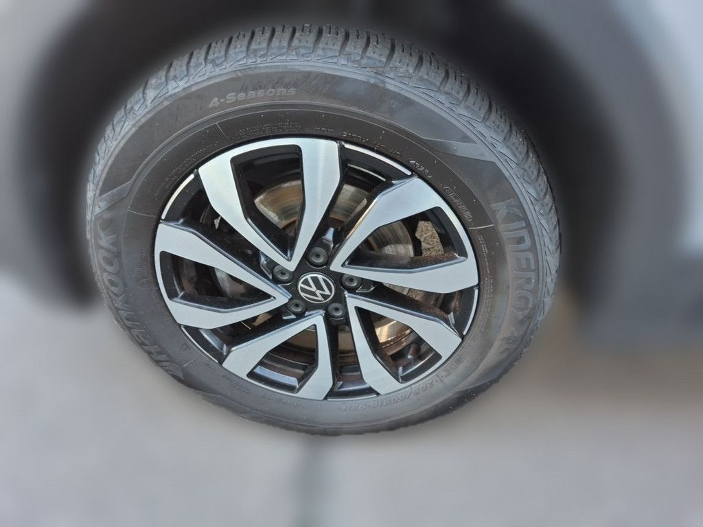 T-Cross 1.0 TSI Active *NAVI*DAB*REAR VIEW*SHZ*P