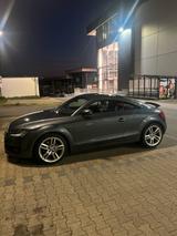 Audi TT 8J - Sehr gepflegt inkl. Sommer- &... - Audi TT in Bochum