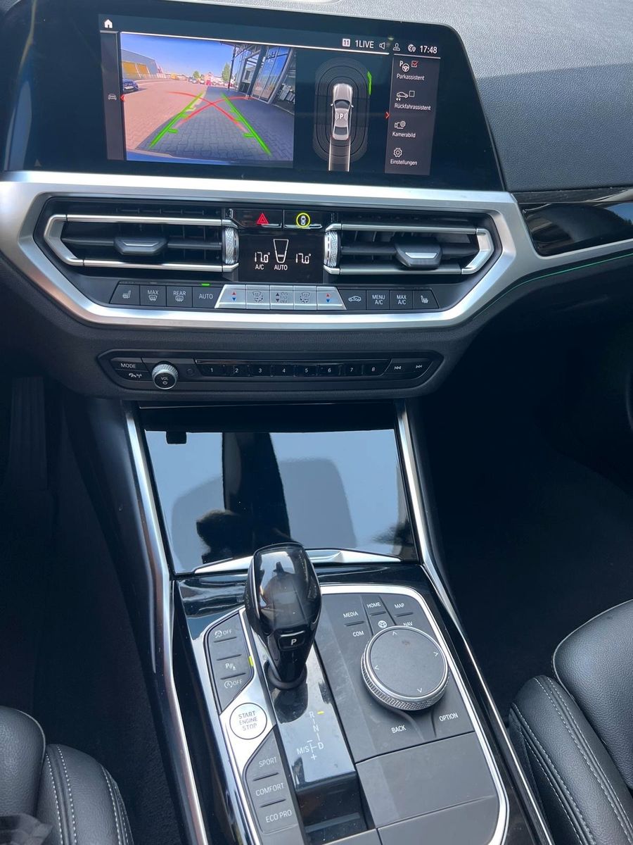 BMW 320 iA Sport Line ACC Glasdach Keyless foto 8