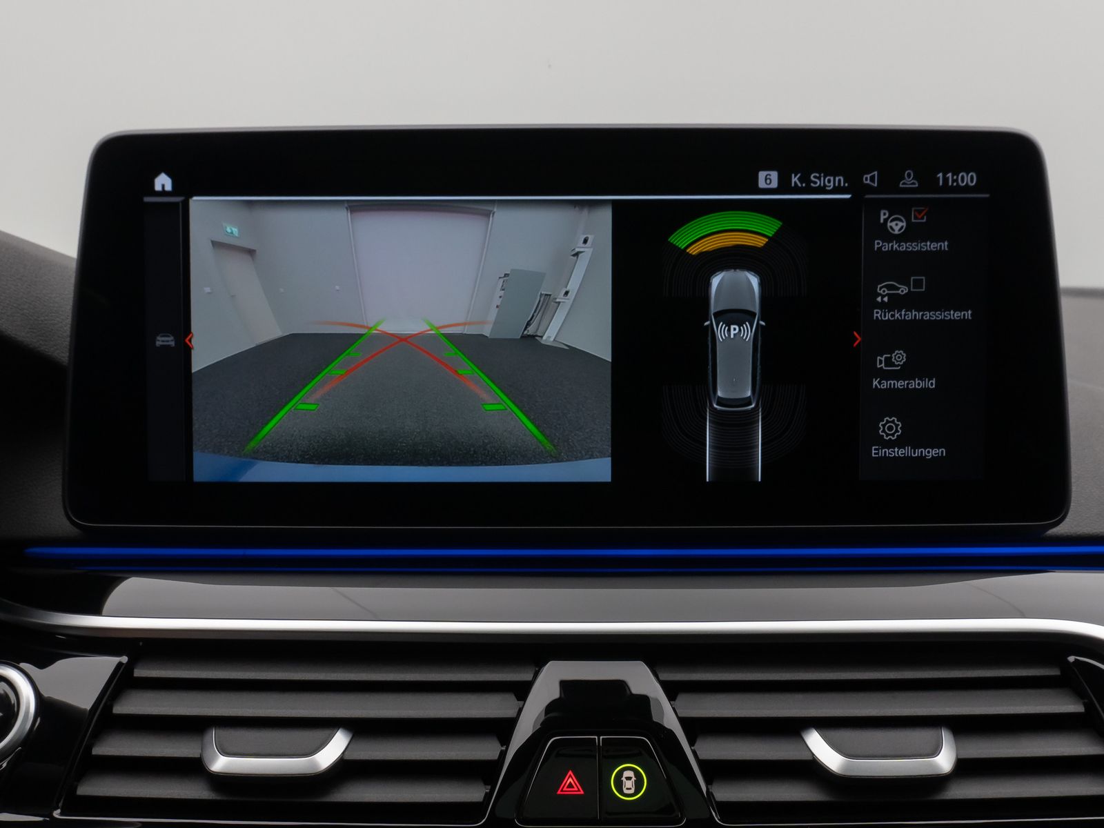 Fahrzeugabbildung BMW 530d M Sport Panorama Kamera Laser HUD DAB H/K