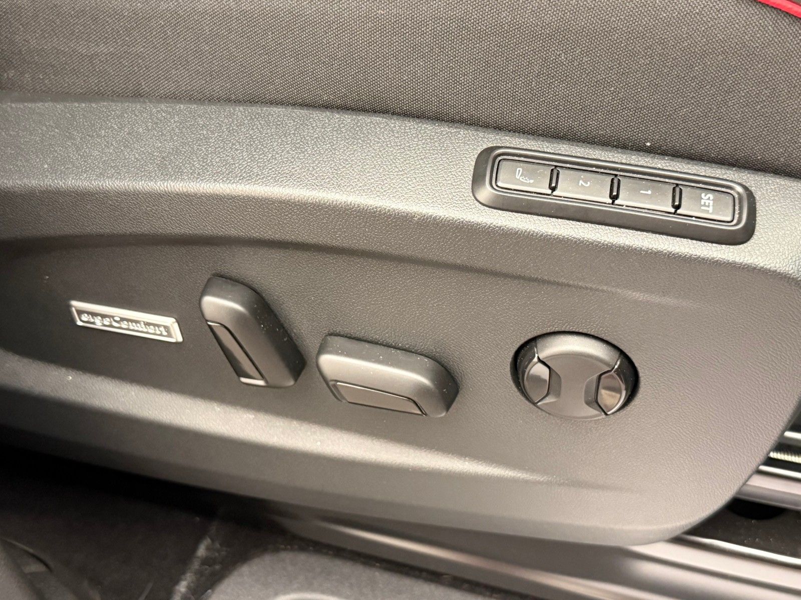 Volkswagen ID.Buzz GTX 4MOTION Kurz InfoNavi foto 5