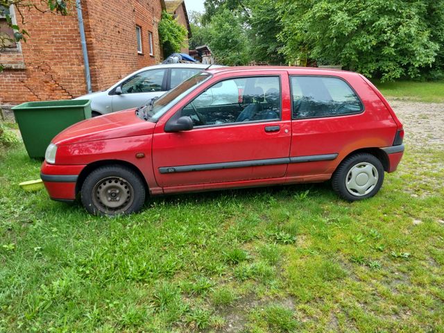 Renault Clio RN 1.2i RN