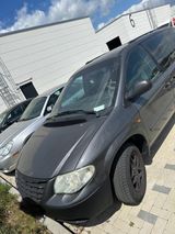 Chrysler Voyager 2.8 Diesel  Stow Go  7-Si... - Chrysler Voyager: 2.8