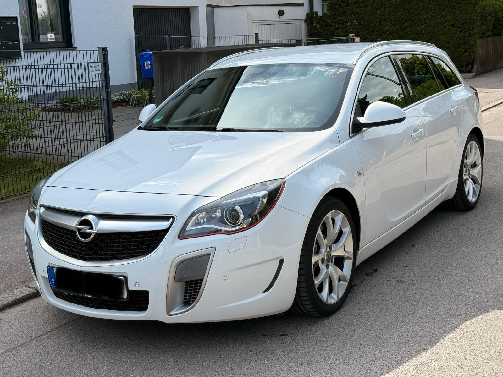 Opel Insignia Sports Tourer LPG OPC 2.8 V6 Turbo 4x4
