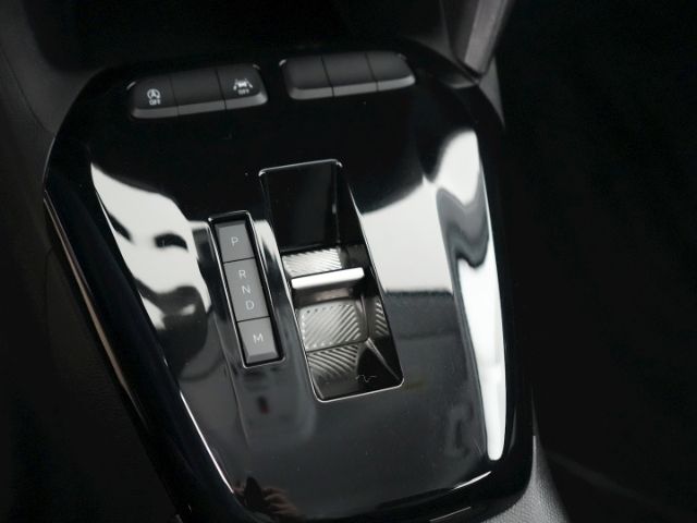 Corsa F FACELIFT EDITION AT+LED LICHT+SITZHEIZUN