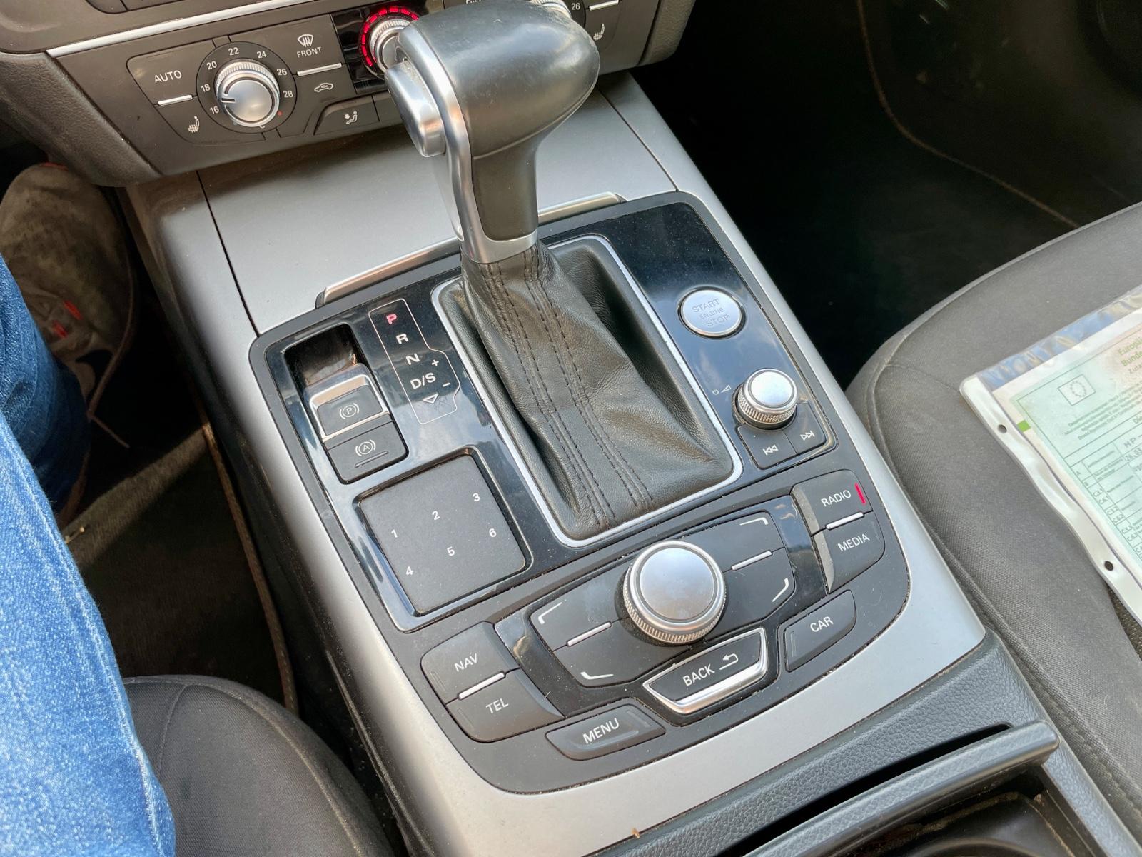 Audi A6 2012 — photo 18