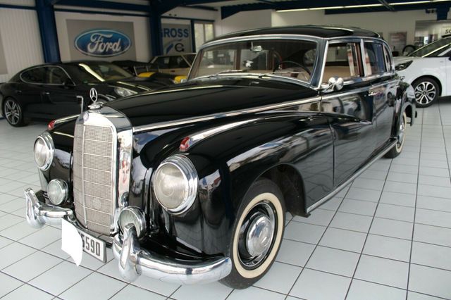 Mercedes-Benz 300 Adenauer