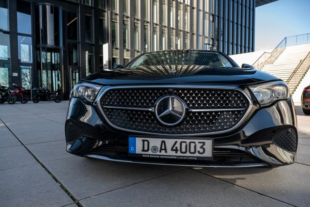 MERCEDES-BENZ E 220 d Autom. -