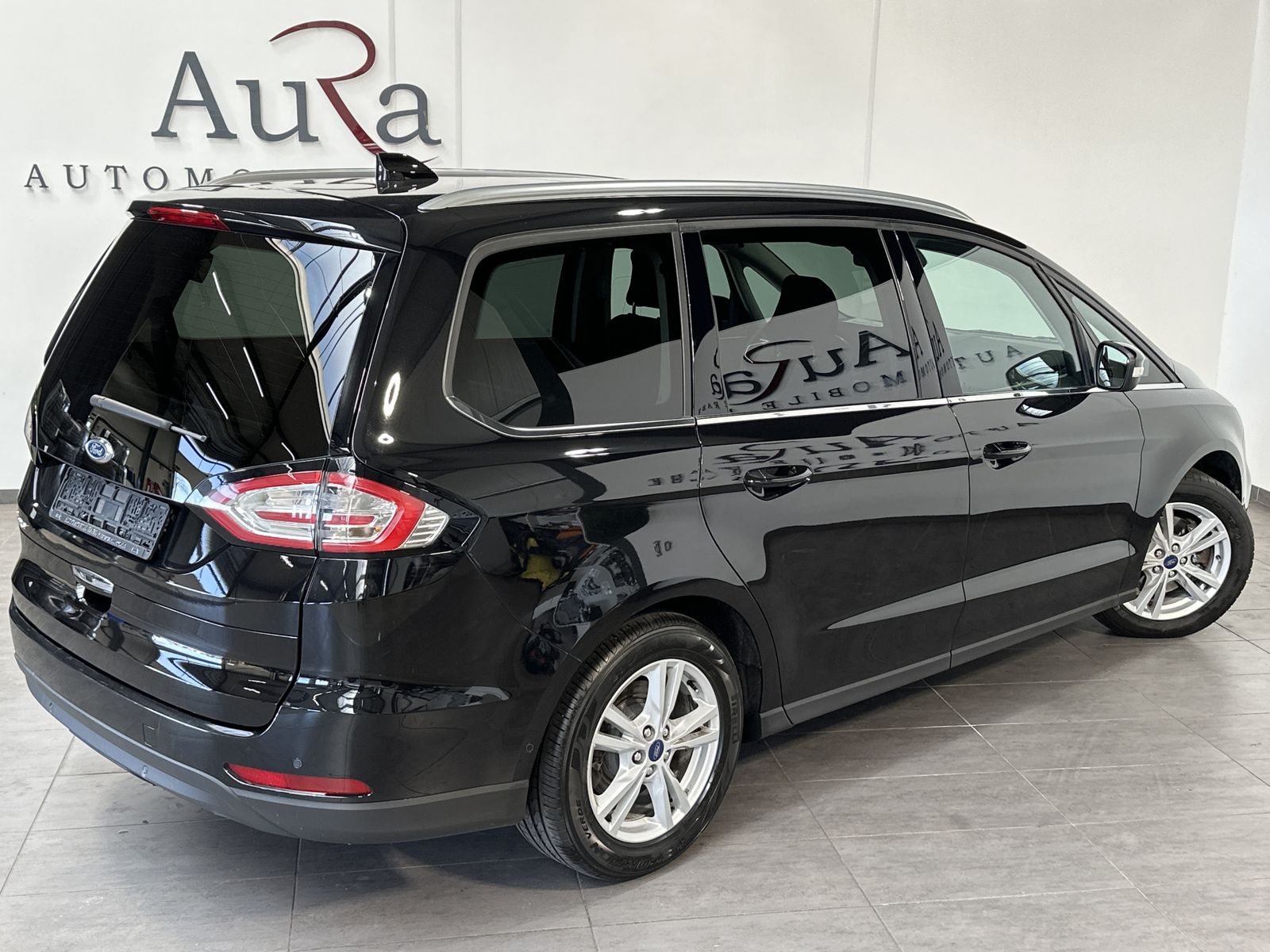 Fahrzeugabbildung Ford Galaxy 2.0 EB Aut. Titanium 7Sitzer NAV+LED+PANO