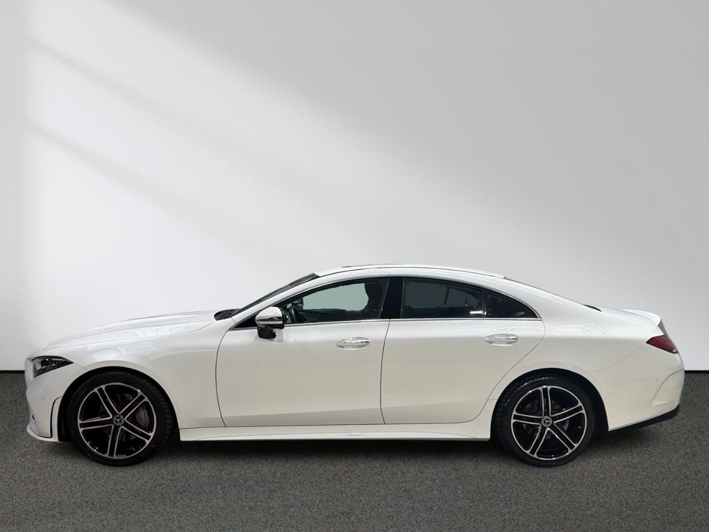 Mercedes-Benz CLS 220 d Avantgarde Standhzg. 360°-K. Distronic imagem 3