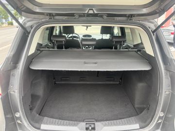 Ford Kuga - 11