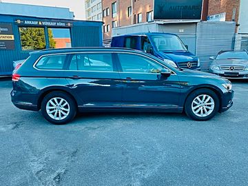 Volkswagen Passat Variant - 2
