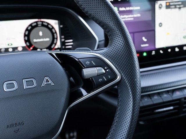 Octavia Combi 2.0 TDI Sportline DSG 360°+HUD+MAT