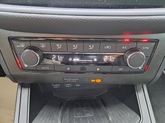 Fahrzeugabbildung Seat Ibiza 1.0 TSI LED DIGITAL-COCKPIT NAVI 17" ALU