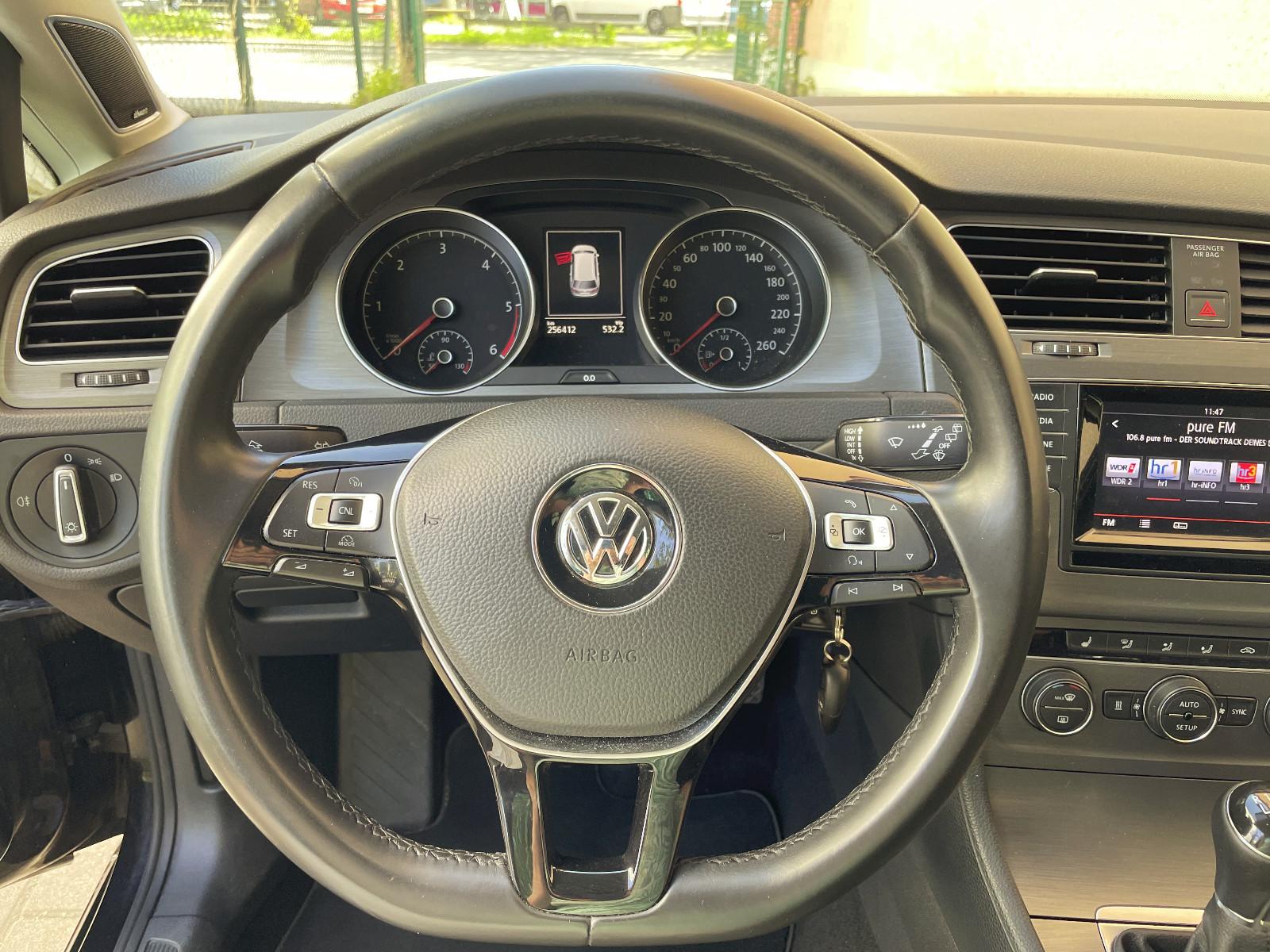 Volkswagen Golf 2013 — photo 24
