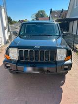 Jeep Commander 4X4, 3.7L V6 - Jeep Commander Benziner Gebrauchtwagen