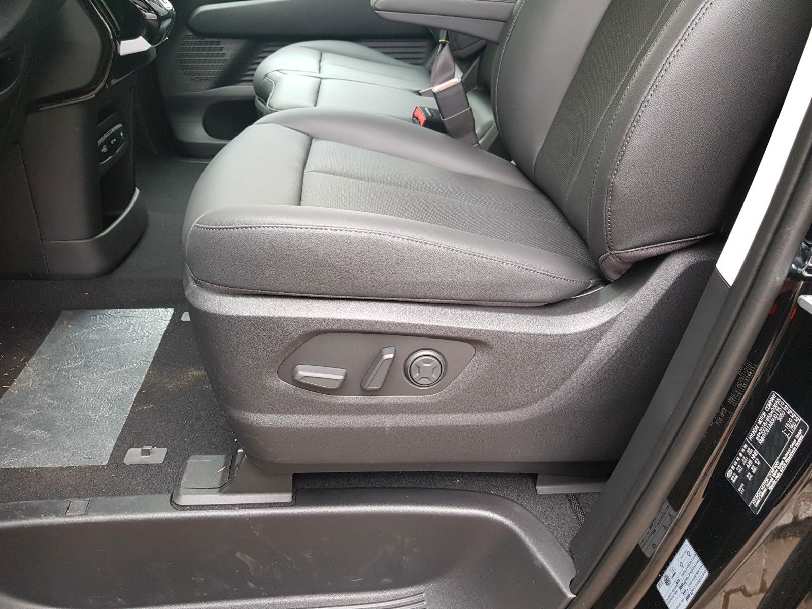 Hyundai Staria – Bild 9