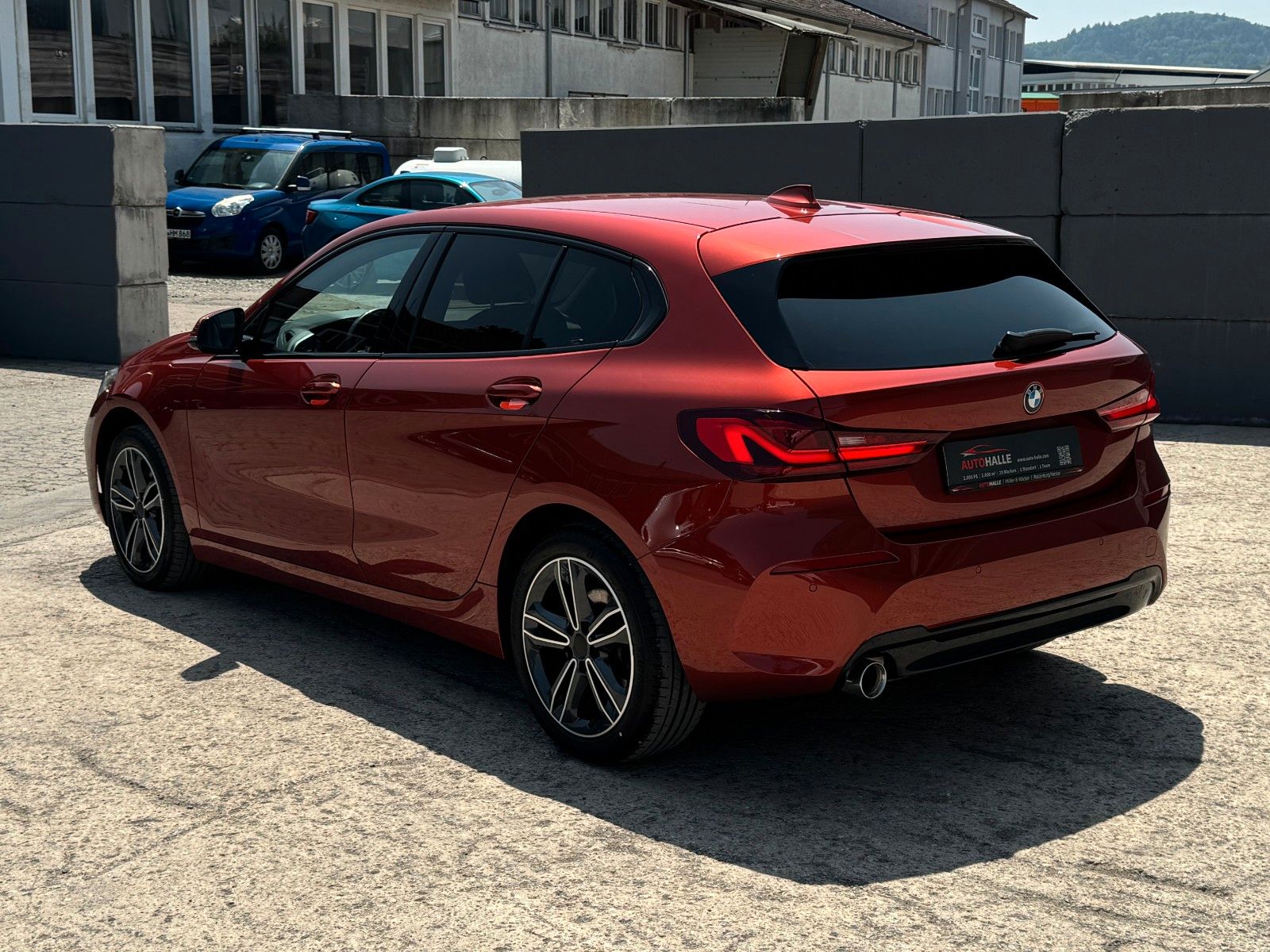 Fahrzeugabbildung BMW 118i Steptr Sport Line LCProf Shadow PDC SHZ