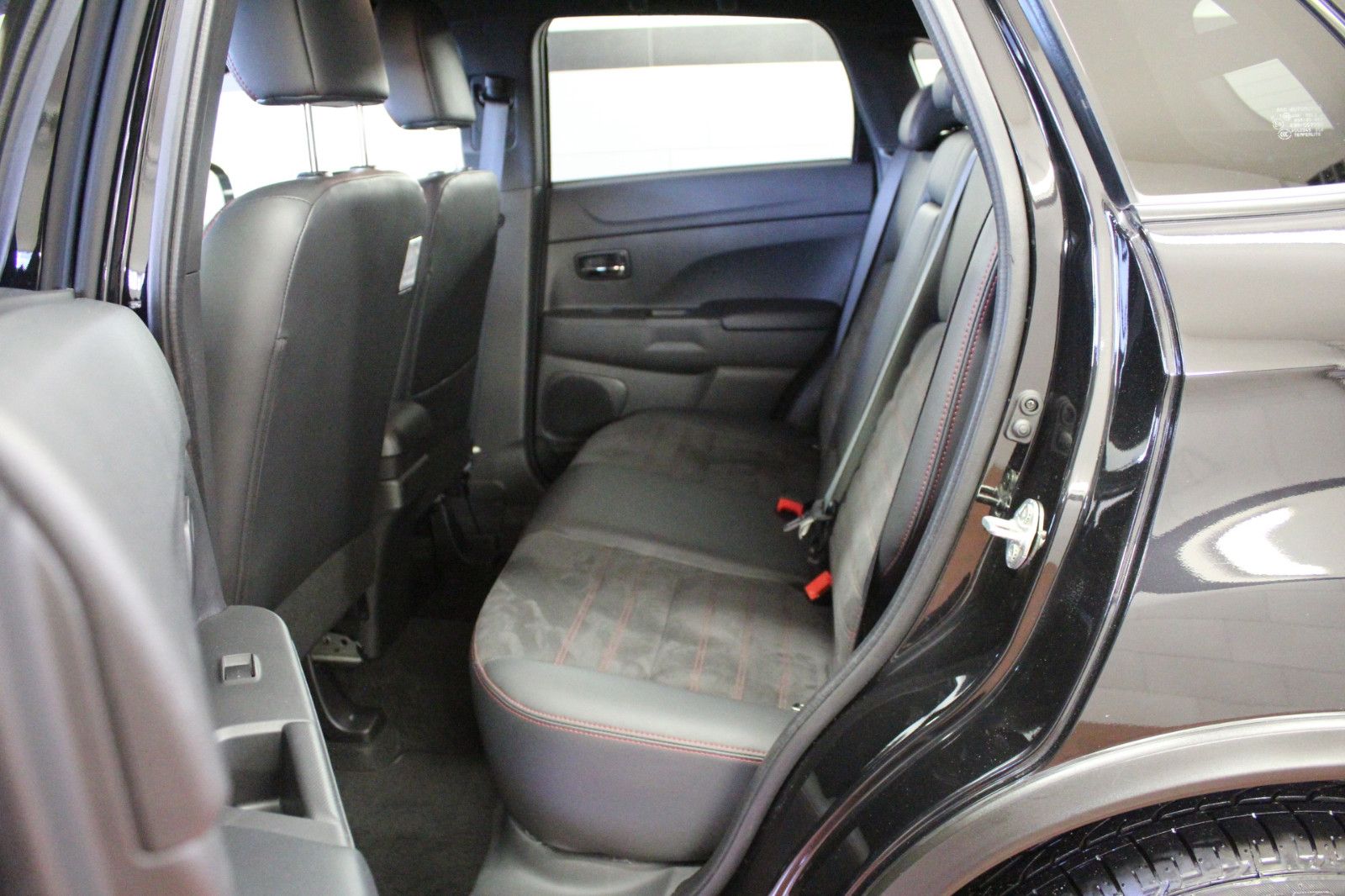 Fahrzeugabbildung Mitsubishi ASX 2.0 MIVEC CVT 2WD Spirit+