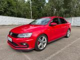 Volkswagen Jetta GLI 2.0 TSI (Sportpaket, Facelift) - Volkswagen Jetta: Gli