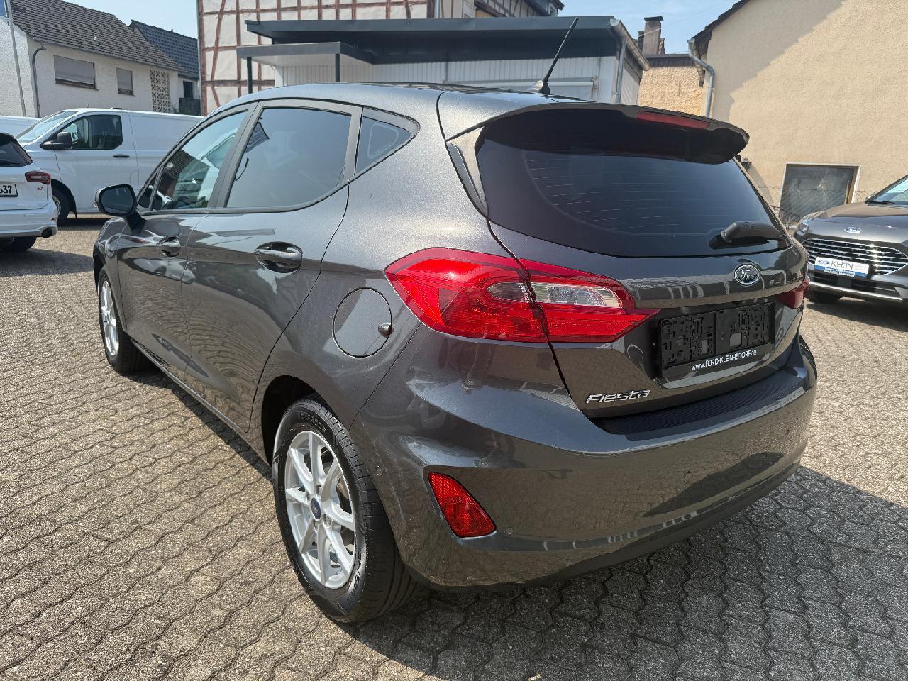 Ford Fiesta Cool&Connect,Alu,Kamera,Navi,8fachbereift