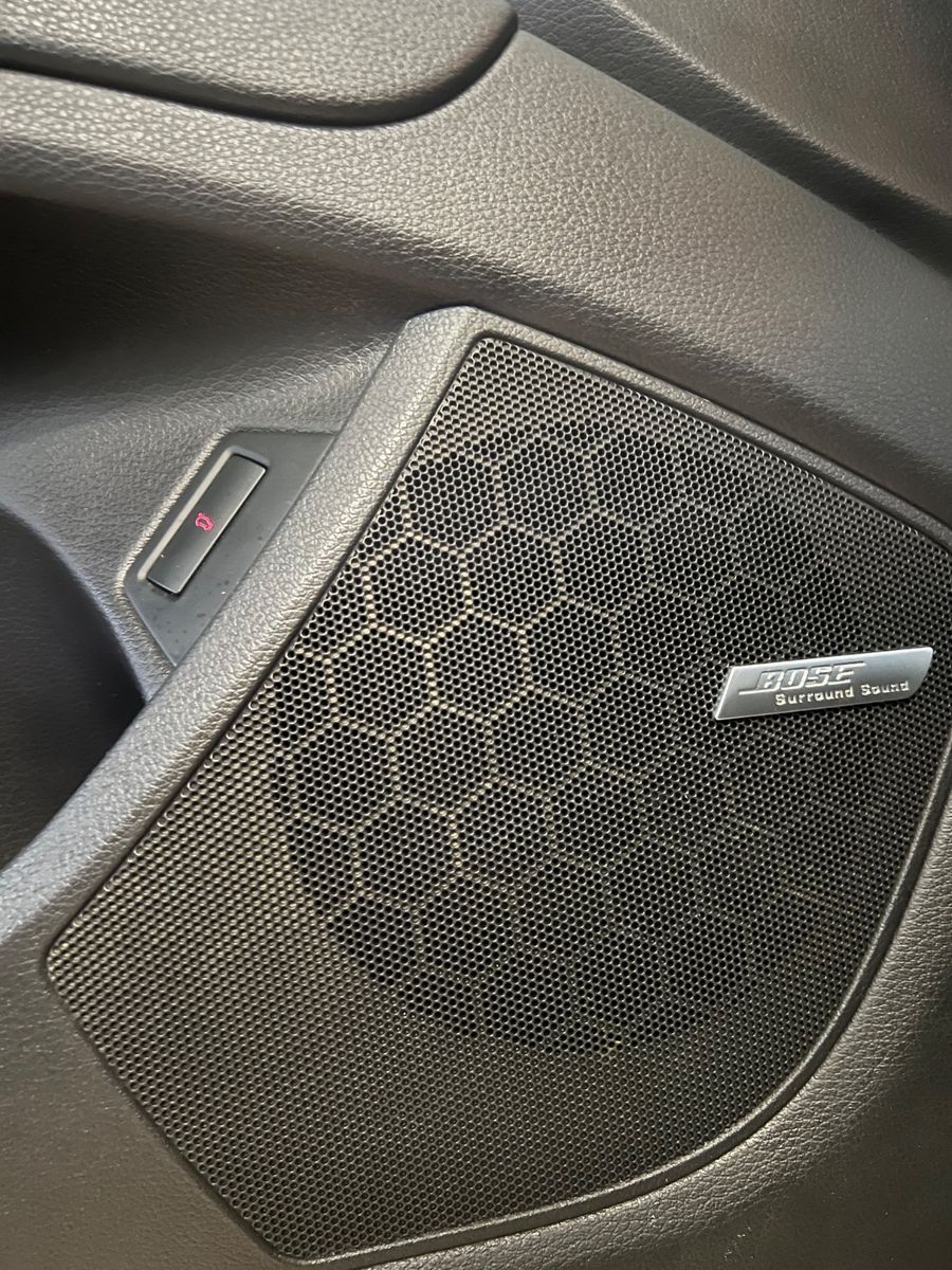 Fahrzeugabbildung Audi Q7 3.0 TDI quattro S line V12 Paket * 7.SITZER *