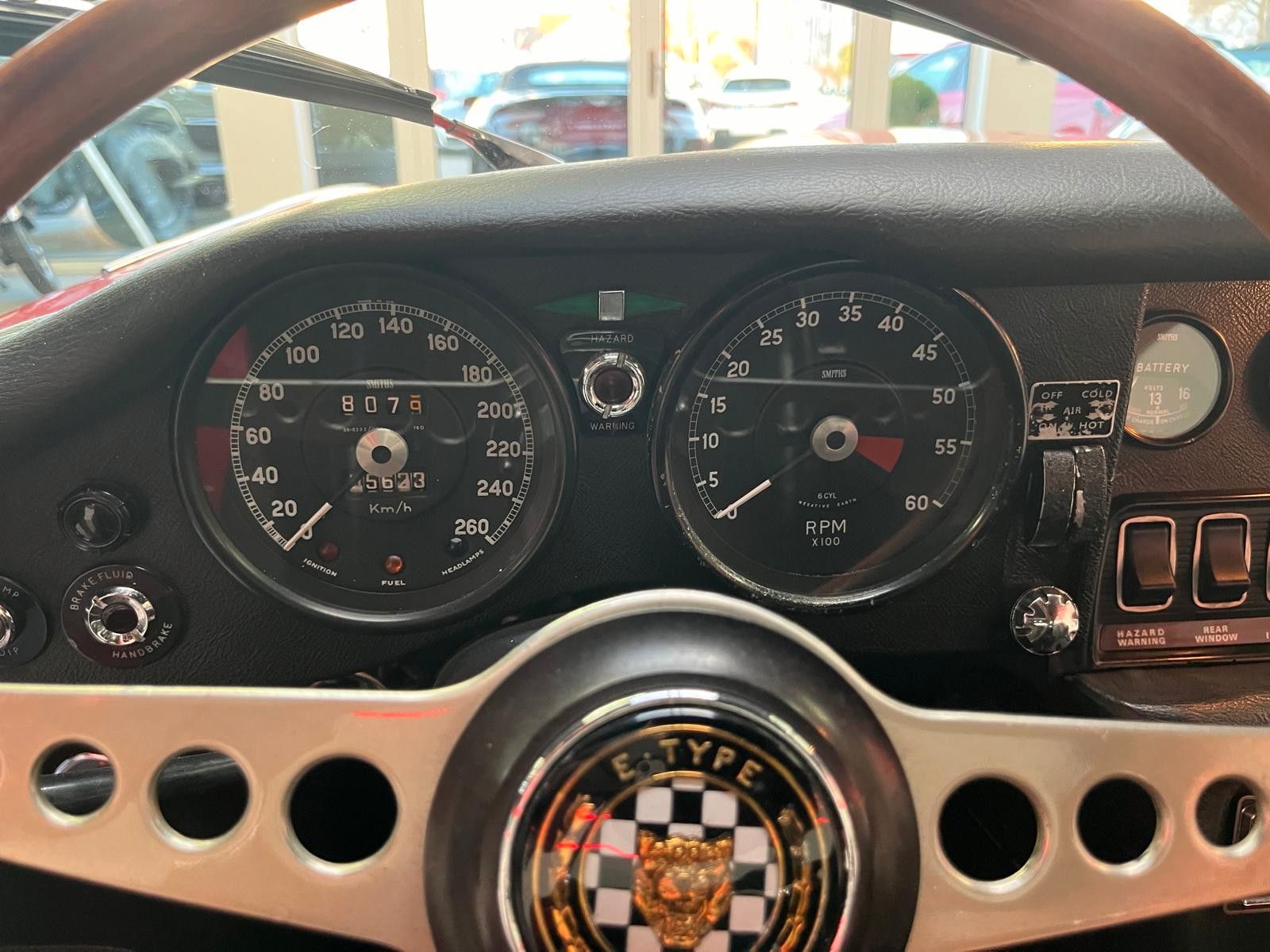 Fahrzeugabbildung Jaguar E-Type 4.2 Coupe Serie 1.5 6-Zylinder