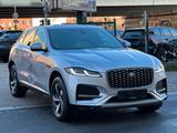 Jaguar F-Pace  SE AWD Dynamic Meridian/Matrix/Virtual - silberne Jaguar F-Pace