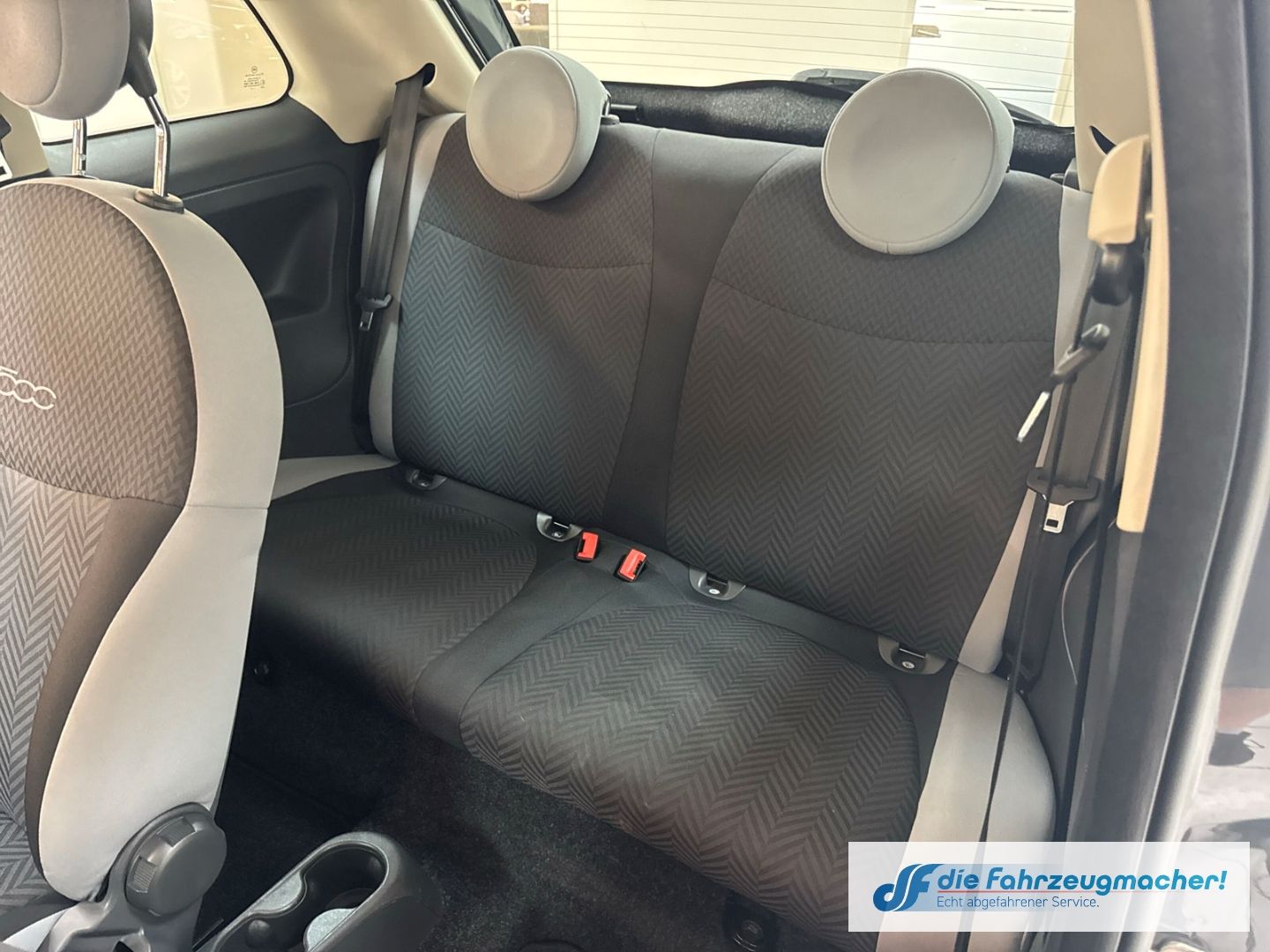 Fahrzeugabbildung Fiat 500 Pop Star Ellenator - Auto fahren ab 16