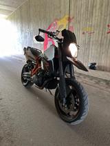 KTM 990 SMR Supermoto - SUPER MOTO