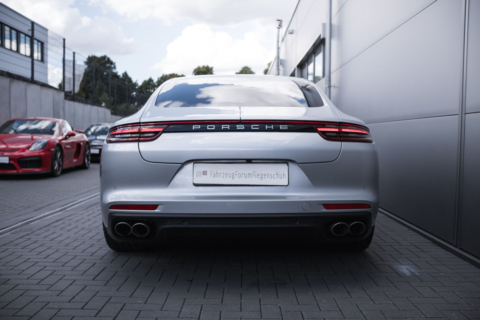 Fahrzeugabbildung Porsche Panamera Turbo HA-Lenk.-18W-Sitze-Burm.-LED-360´