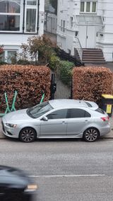 Mitsubishi Lancer 1.8 MIVEC Instyle CVT Instyle - Mitsubishi Lancer mit Benzin-Antrieb: Limousine, Automatik
