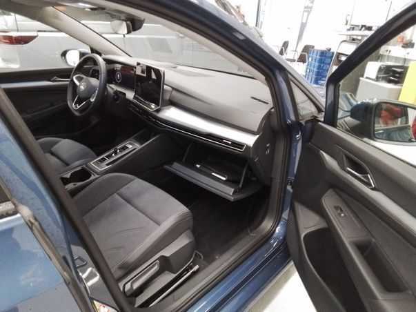 Volkswagen Golf - Bild 7