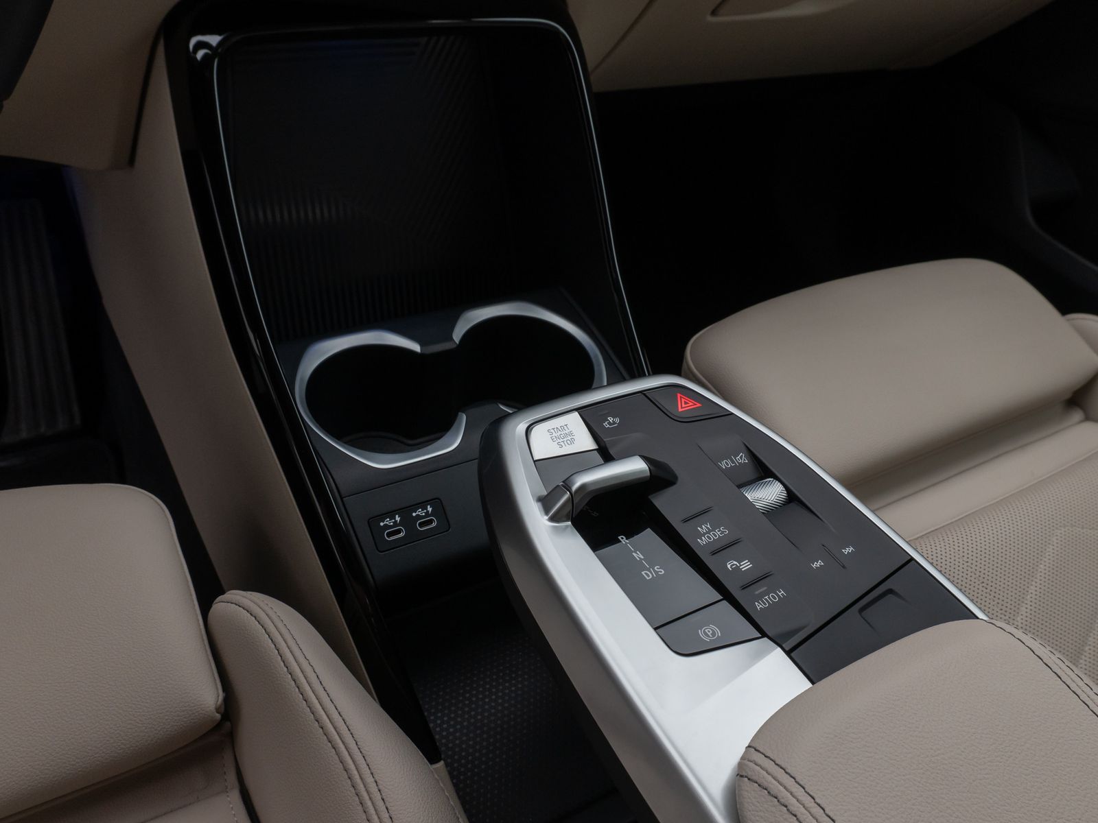 Fahrzeugabbildung BMW X1 sD18i xLine Kamera DAB Widscreen Sport Leder