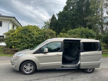 Ford Grand Tourneo - 6