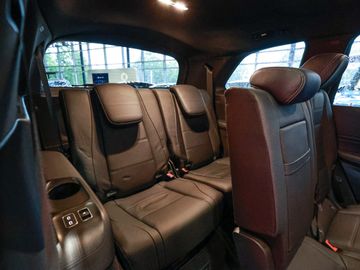 Mercedes GLS 450 - 10