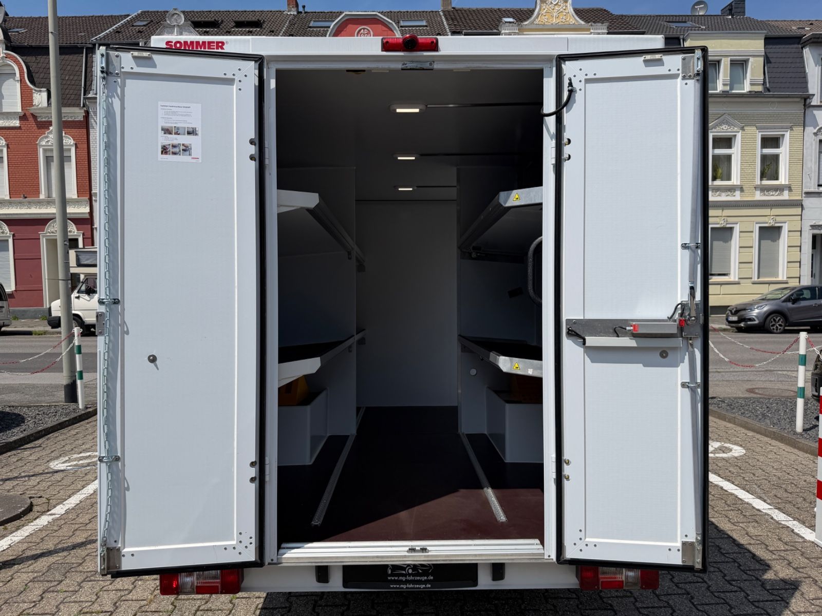 Fahrzeugabbildung Maxus eDeliver3 Lieferwagen DHL/POST ETC KAMERA