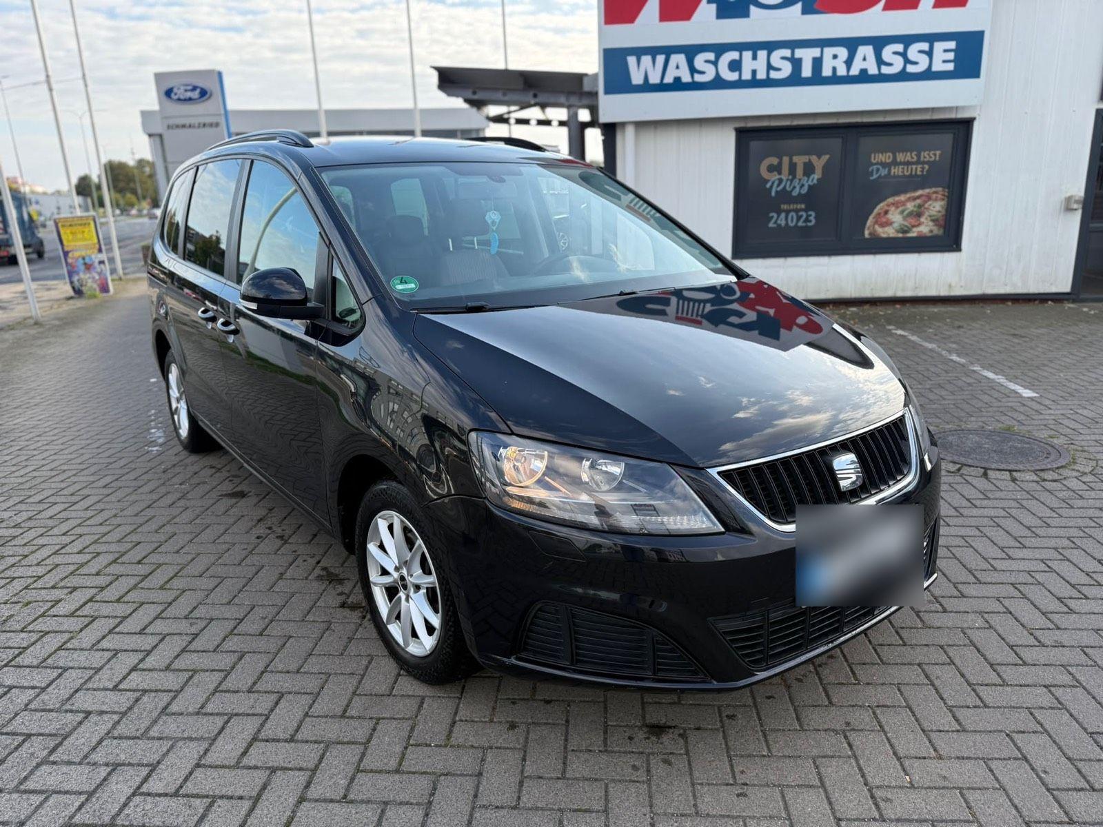 Seat Alhambra 2011 — вигляд ззаду