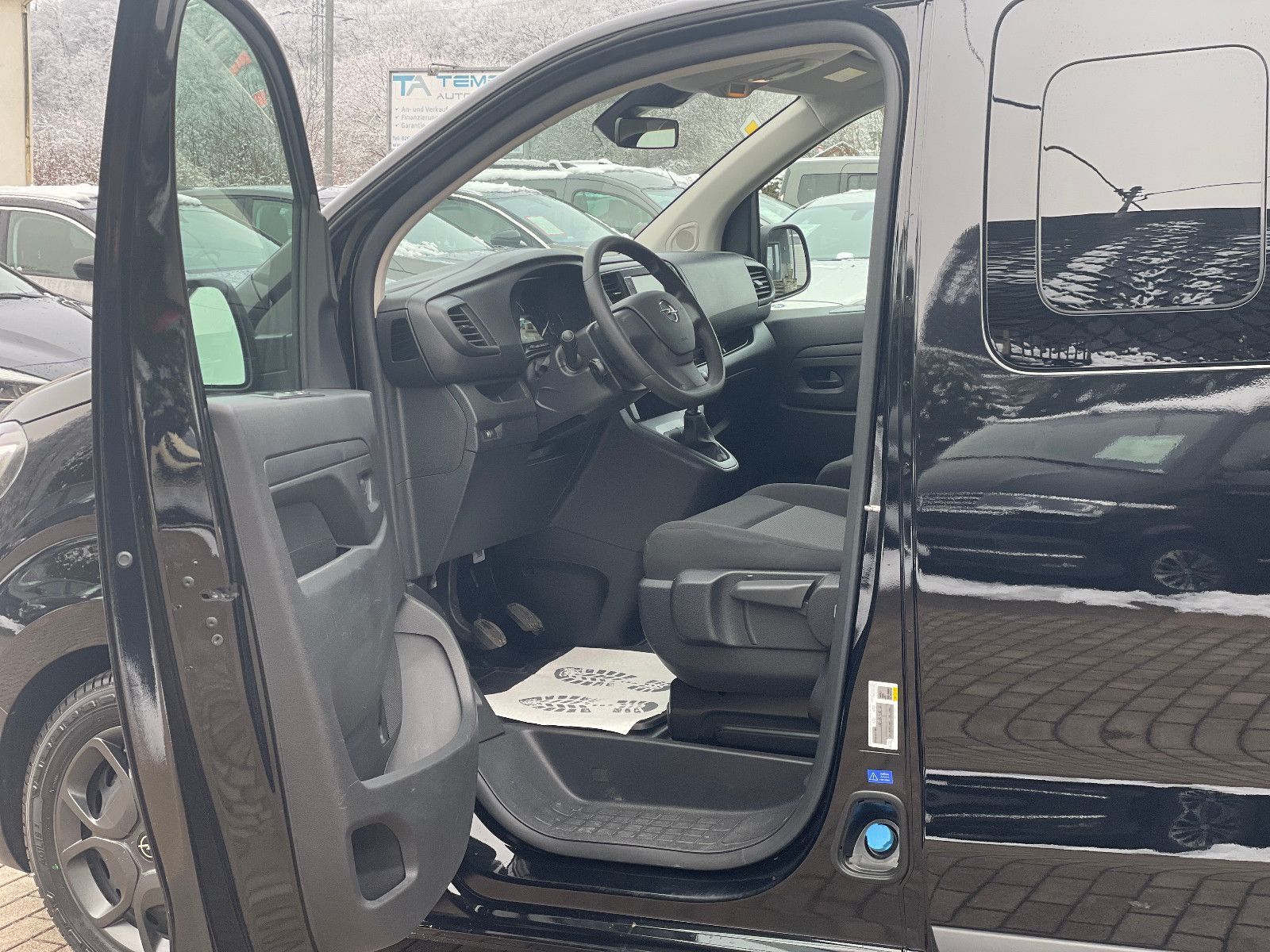 OPEL Vivaro, 2023, Diesel, 120 PS