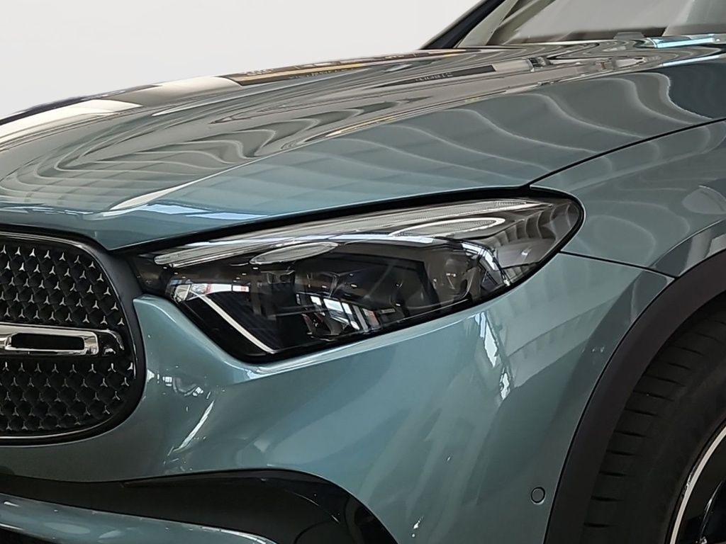 Fahrzeugabbildung Mercedes-Benz GLC 300 4M AMG AHK SDHZ Sitzklima Massage Pano