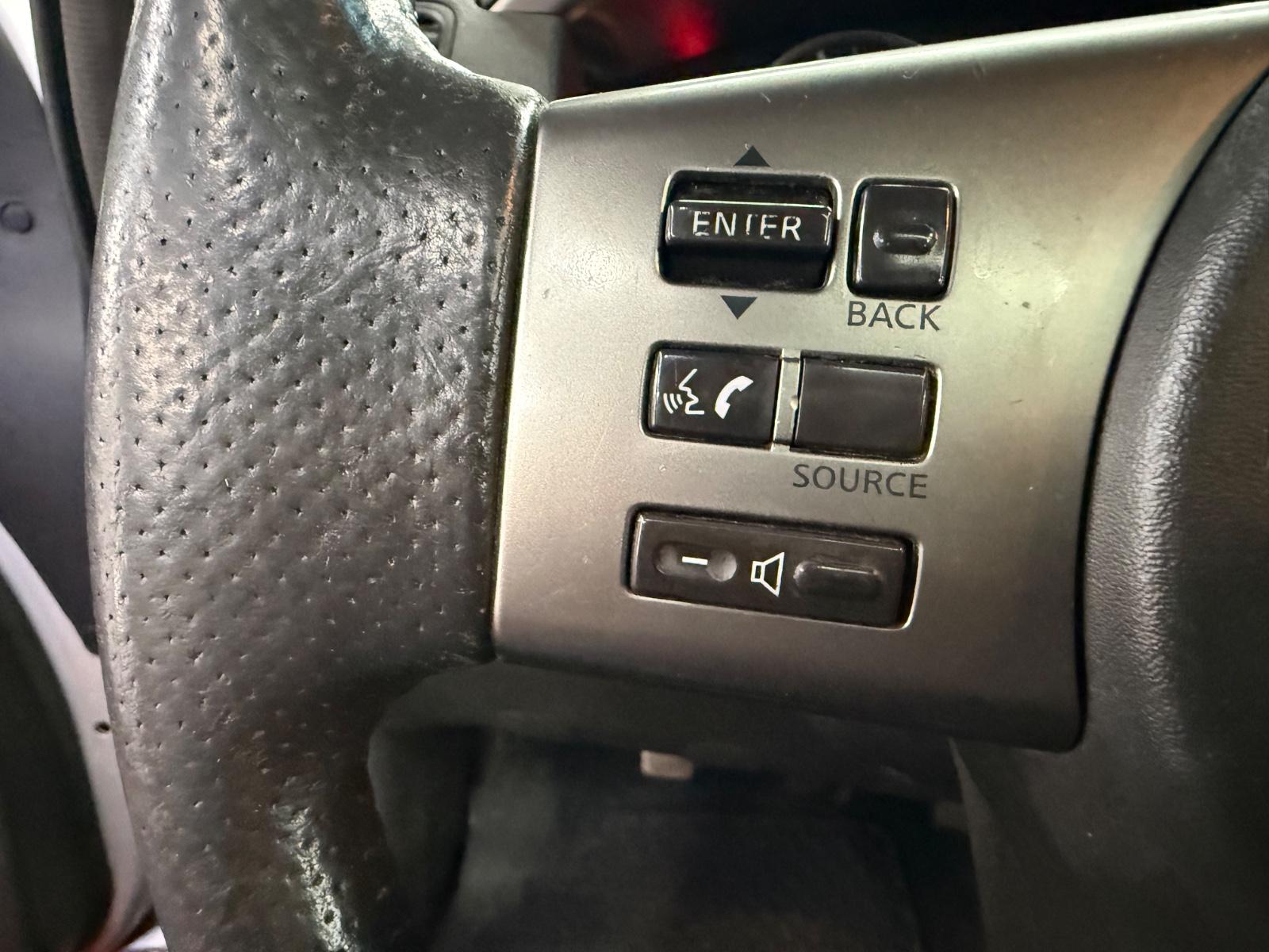 Nissan Pathfinder 2006 — фото 22