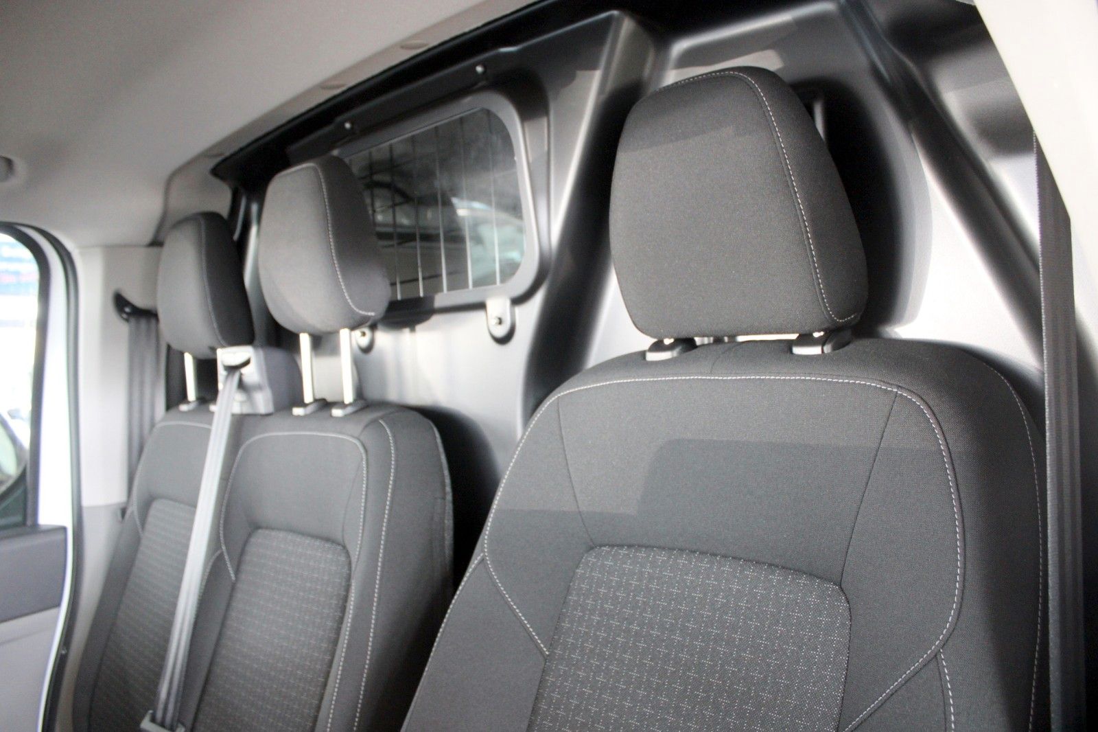 Fahrzeugabbildung Ford Transit Custom L1 TREND AWD Automatik Kasten