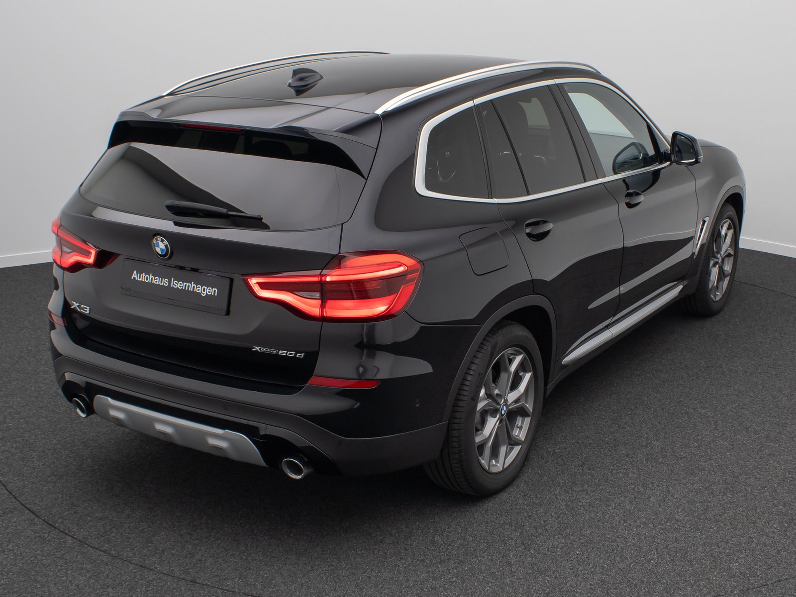 Fahrzeugabbildung BMW X3 xD20d xLine Kamera HUD DAB Alarm Komfort 19"