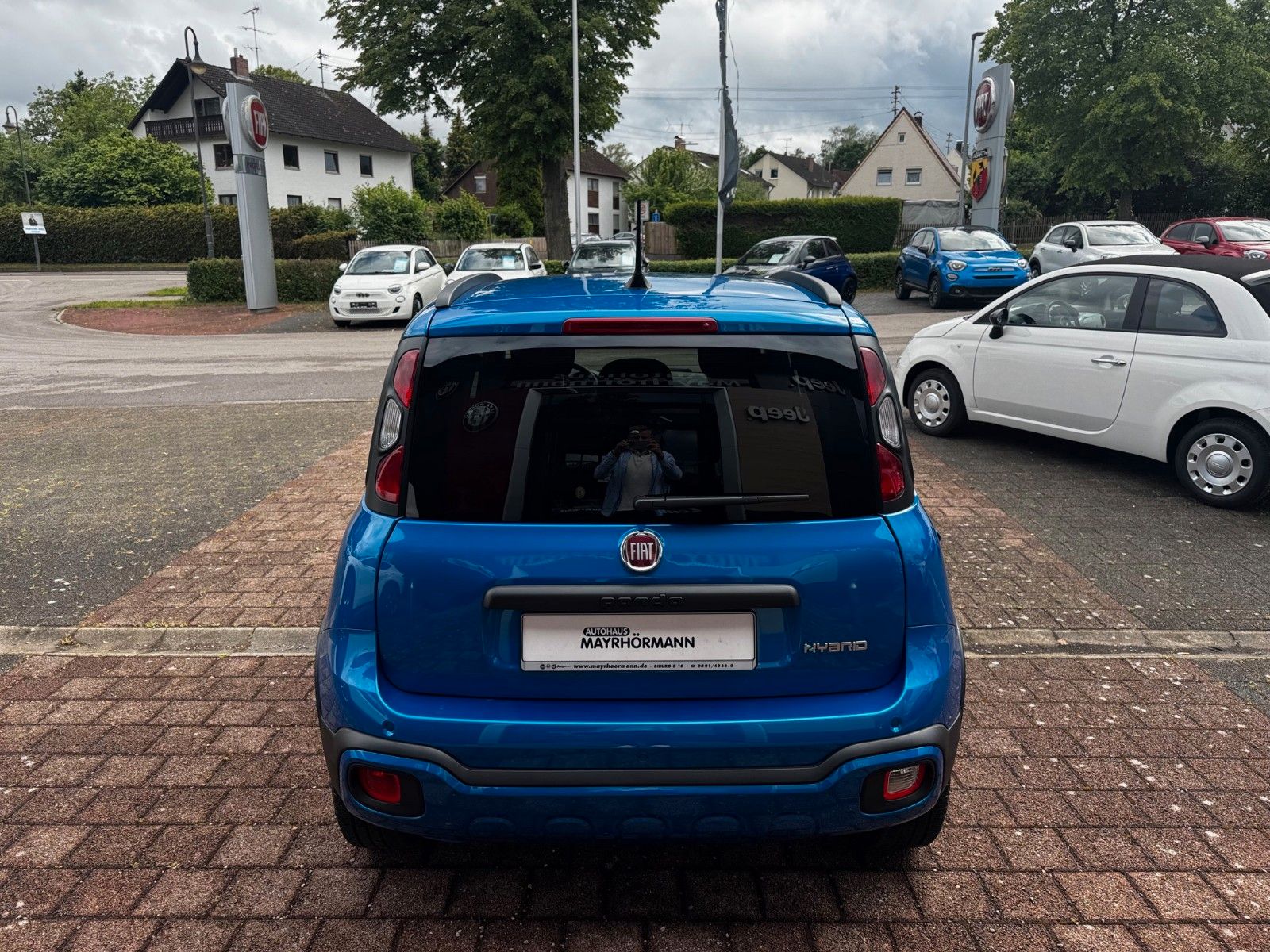Fahrzeugabbildung Fiat Panda MY23 CROSS 1.0 GSE CARPLAY KLIMA